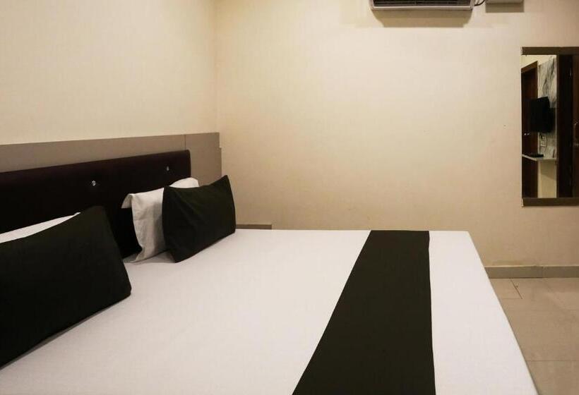 三人经典房间, Oyo Hotel Dream