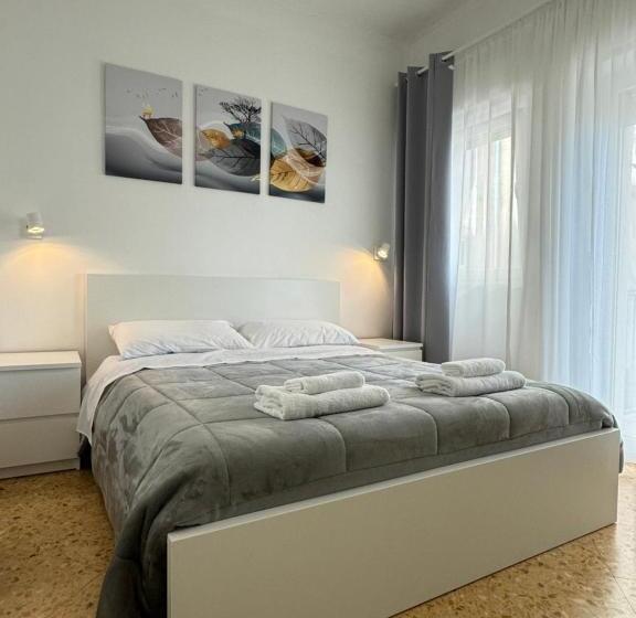 اتاق استاندارد, Quintino Sella