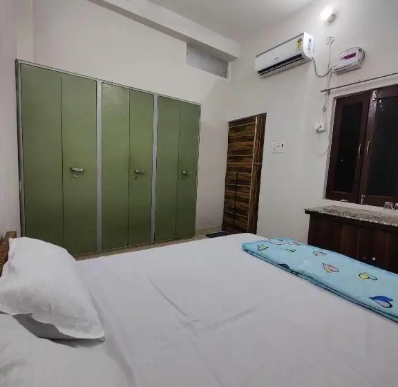 デラックスルーム, Sitaram P Guest House