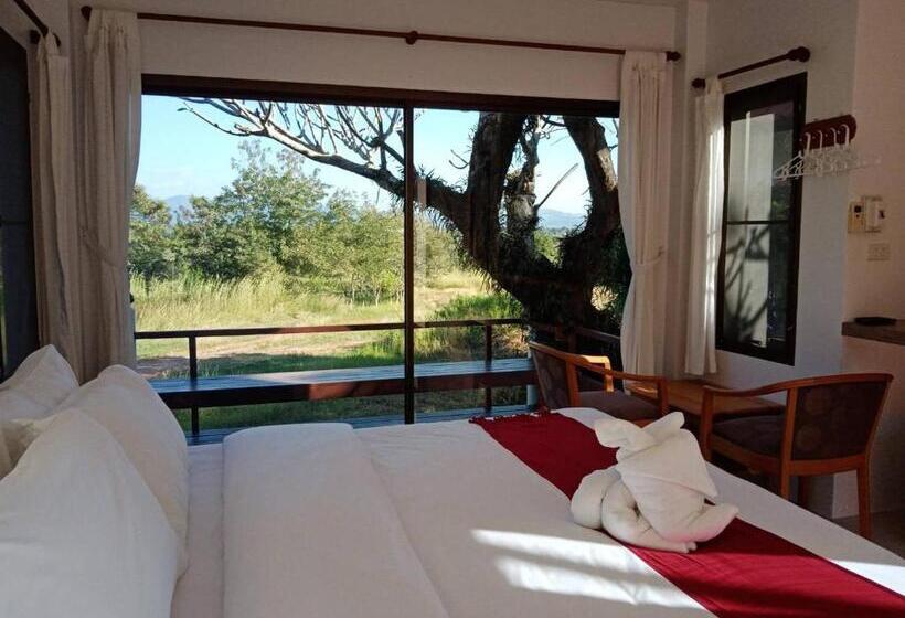 スーペリアー１ベッドルームビラ, Phuphamok Valley Resort