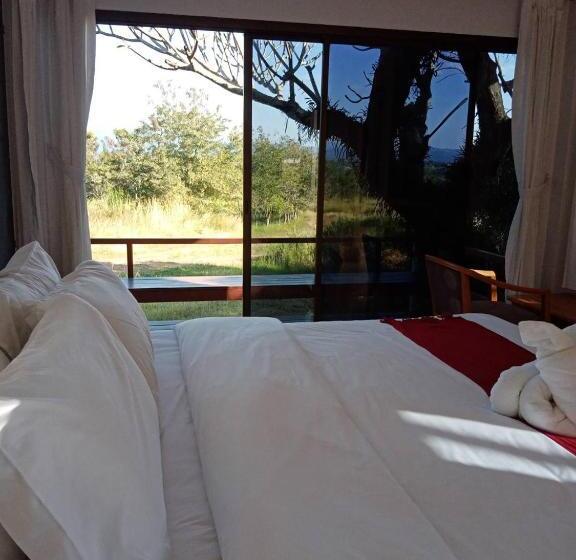 スーペリアー１ベッドルームビラ, Phuphamok Valley Resort