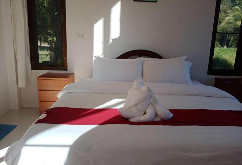 スーペリアー１ベッドルームビラ, Phuphamok Valley Resort