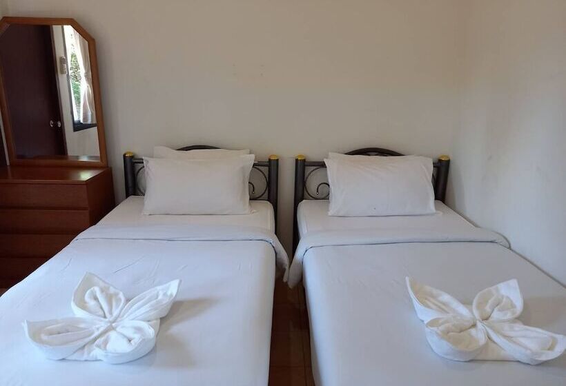 マウンテンビューデラックスルーム, Phuphamok Valley Resort