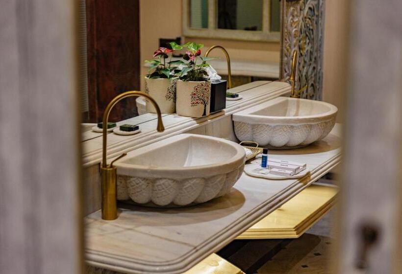 Suíte, Shilp Wellness Resort And Spa