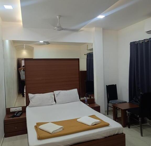 חדר דלוקס, Staymaker Hotel Mayura