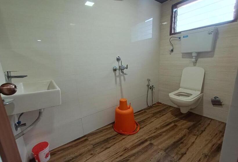 חדר דלוקס, Staymaker Hotel Mayura