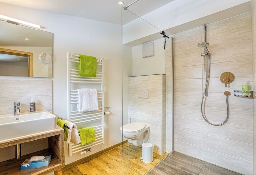 غرفة ديلوكس مطلة على الجبل, Das Kleemanns