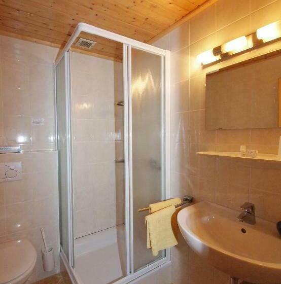 اتاق استاندارد با بالکن, Gasthof Pesbichl