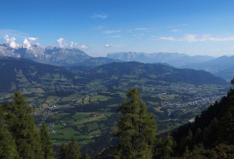 اتاق استاندارد با بالکن, Gasthof Pesbichl