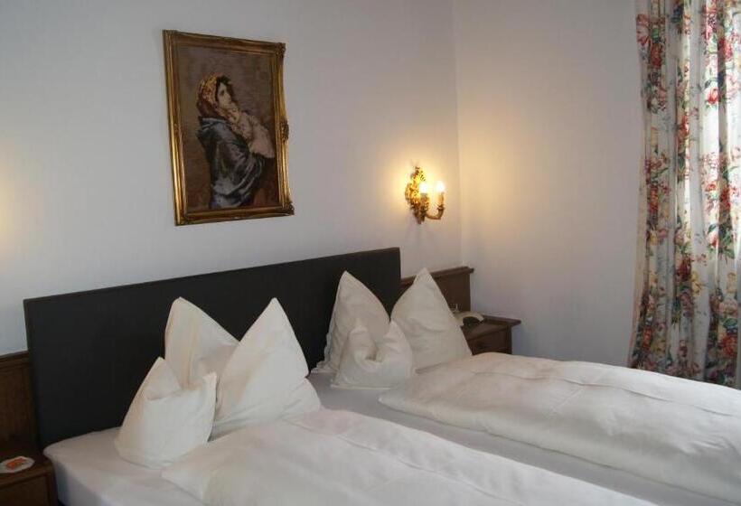 سوییت, Hartenfels