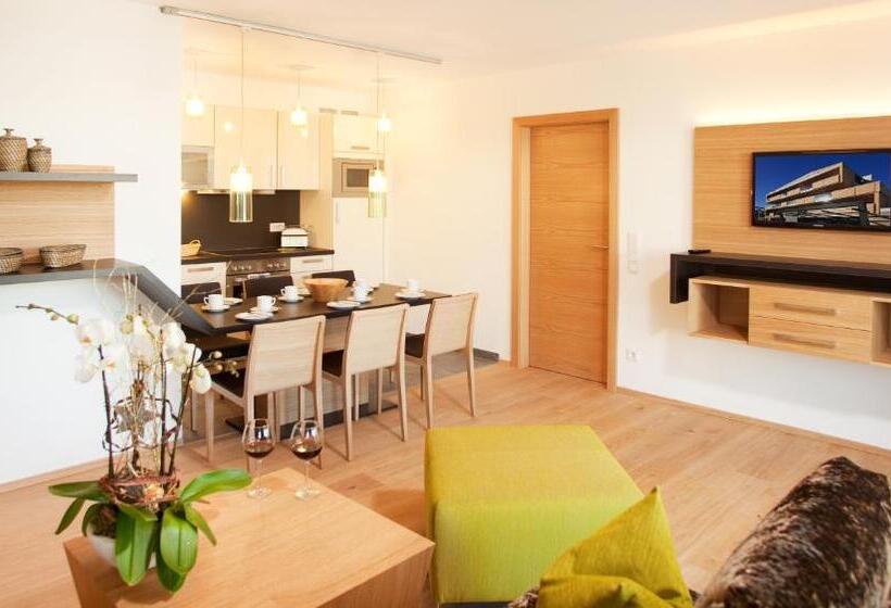 آپارتمان 2 خوابه, Lederer Boutique