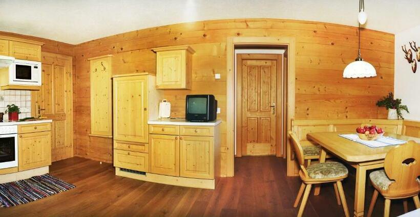 شقة غرفتين, Steinbachgut