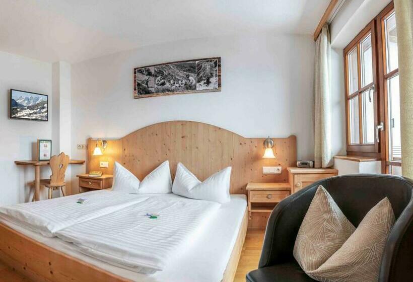 غرفة قياسية مزوَّدة بشُرفة, Wiesenhof