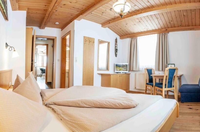 شقة غرفتين, Wiesenhof