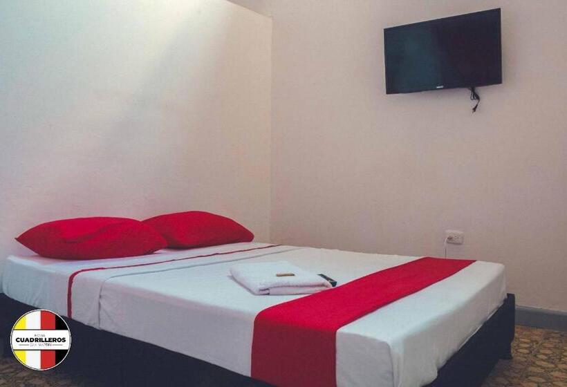 スタンダードルーム, Cuadrilleros