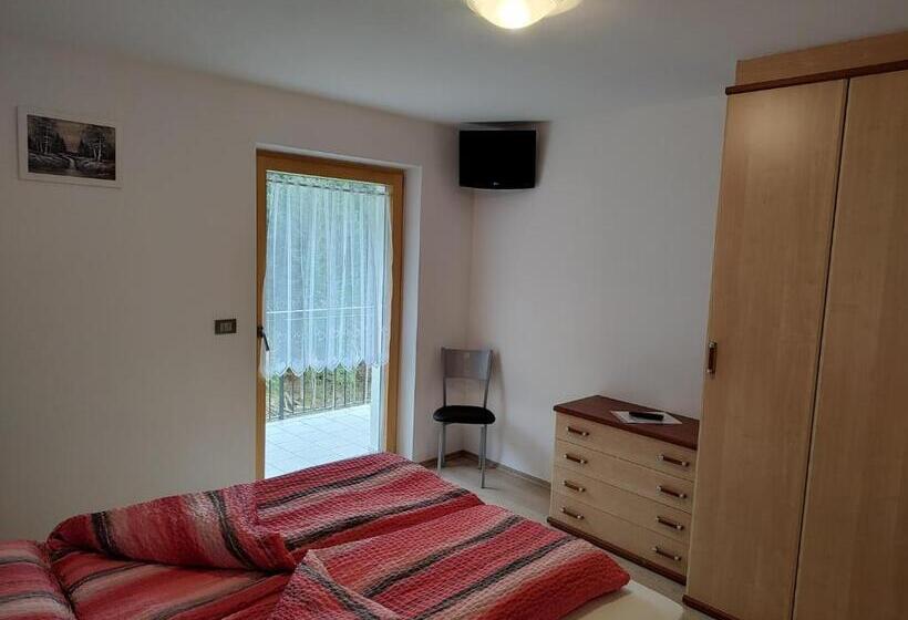 דירת חדר, Innerjerberhof Neiderseit