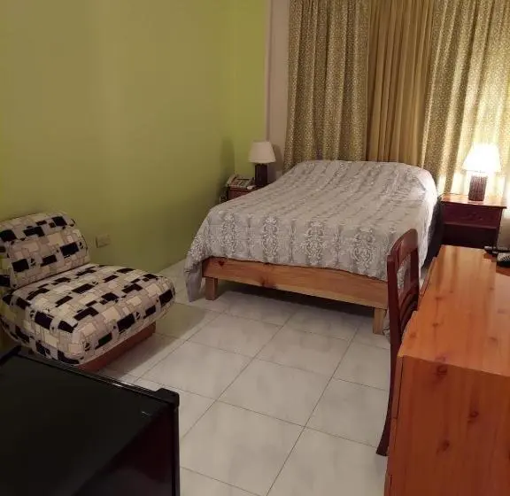اتاق استاندارد, Pogas Inn