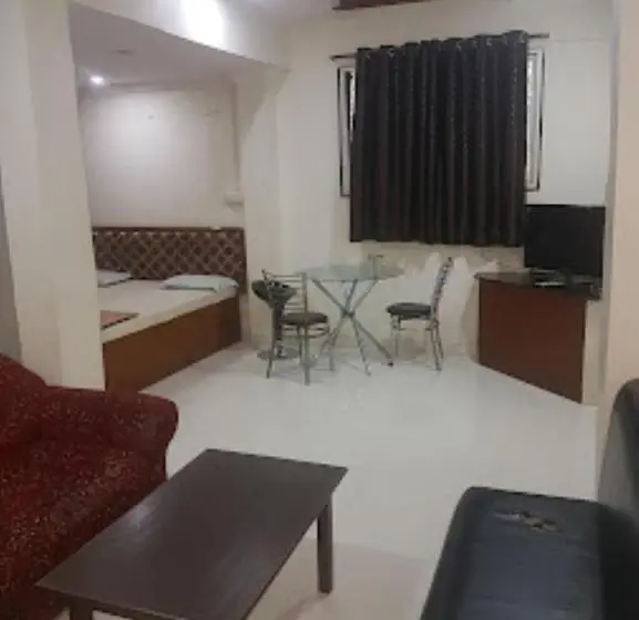 Chambre Deluxe, Ramakrishna, Wardha