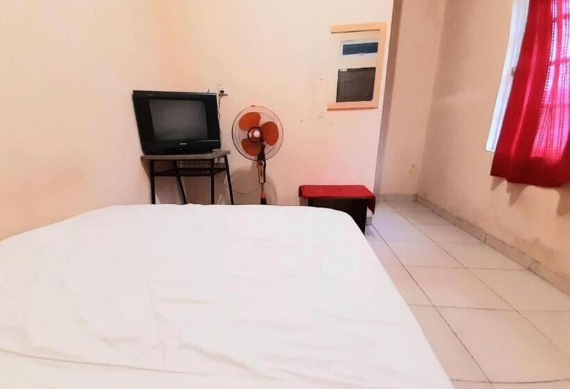 غرفة إقتصادية, Spot On 93326 Pondok Anie Syariah