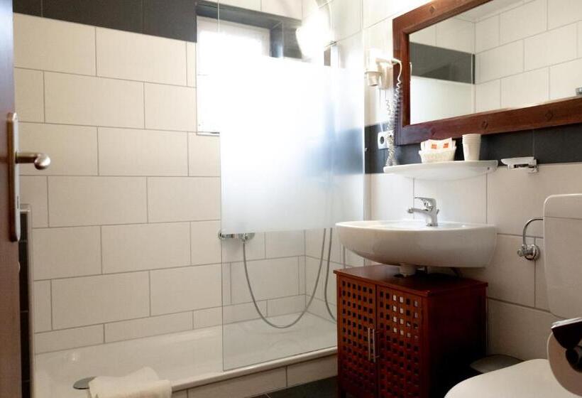 ガーデンビューファミリールーム, Zum See, Titisee