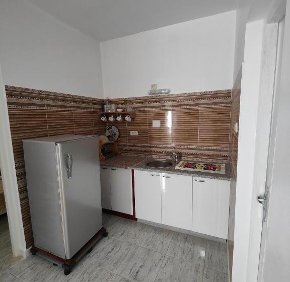 جناح عائلي, Dar Barka