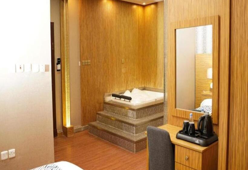 スイート, فندق باليت كريدي الفاخر Palette Luxury Credi