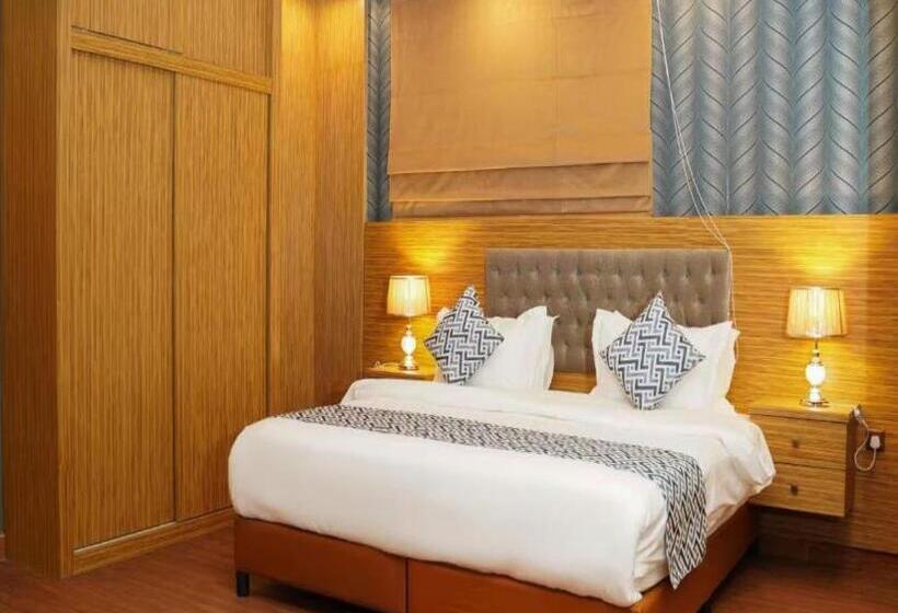 スイート, فندق باليت كريدي الفاخر Palette Luxury Credi