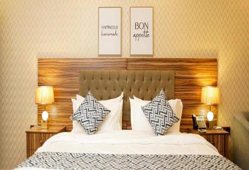 2ベッドルームデラックスアパートメント, فندق باليت كريدي الفاخر Palette Luxury Credi