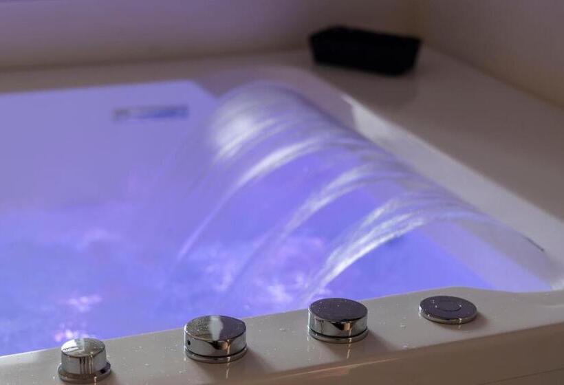 חדר סטנדרט עם מיטת קינג, B&b Torre Canina Suite & Rooms