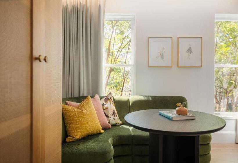 סוויטה משפחתית, Bardo Savannah