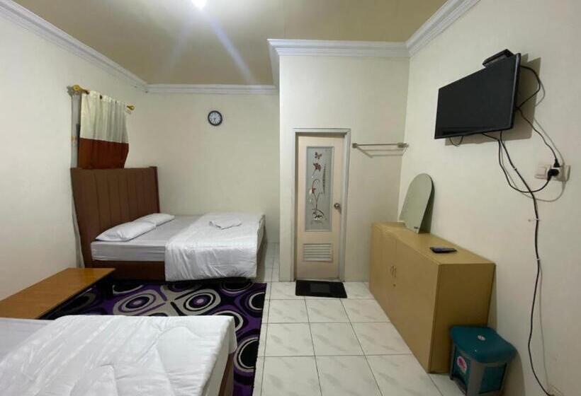 غرفة عائلية, Brilliant Homestay Dieng Redpartner