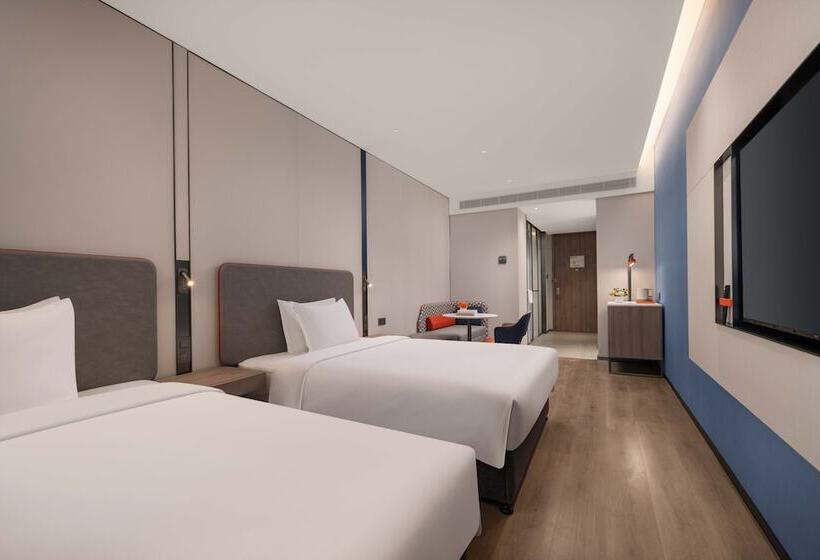 스탠다드 룸 더블 침대 2개, Holiday Inn Express Shanghai Hongqiao Necc, An Ihg