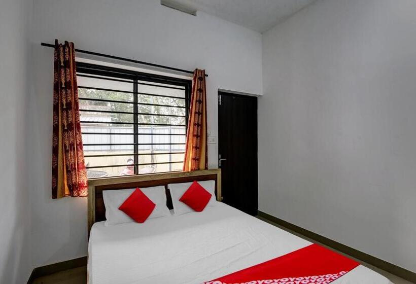 Номер Стандарт, Oyo Flagship Golden Residency Manjeri