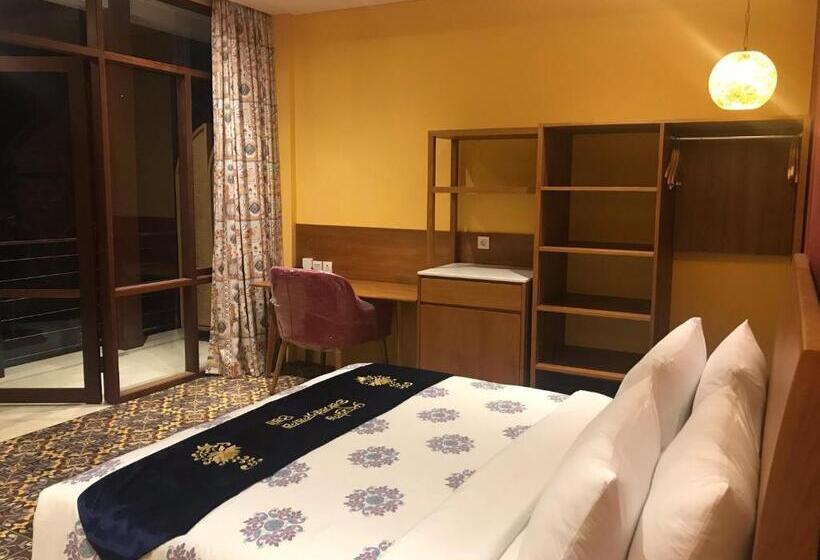 غرفة قياسية مطلّة علي حمام السباحة, Rudra Sahashrara Bali   Ayurvedic   Health And Wellness Resort