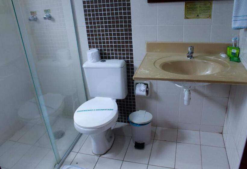 غرفة قياسية, São Charbel