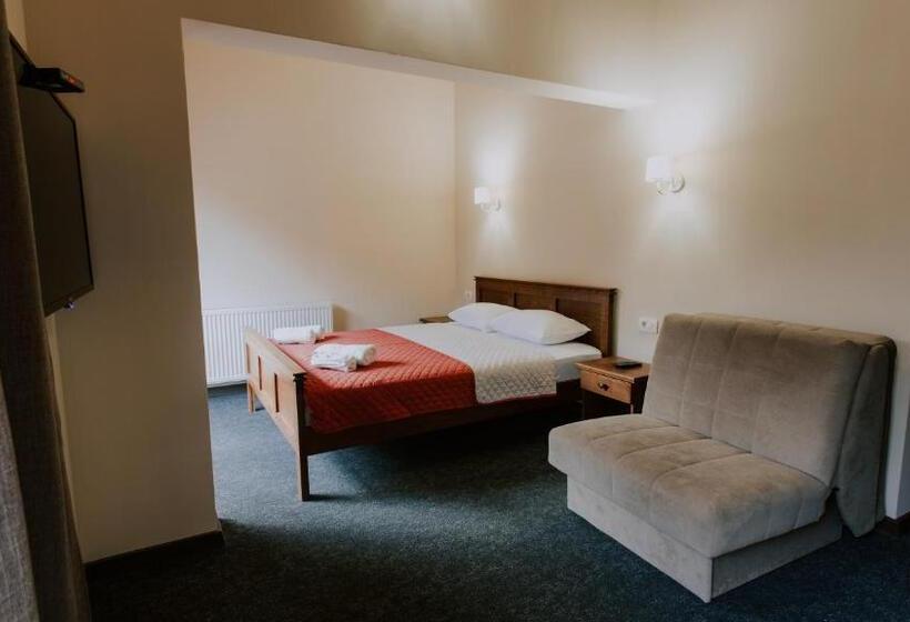 اتاق استاندارد با بالکن, Keystone Residences