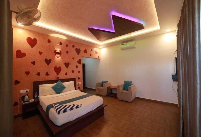 带河湖景观的套房, Misty Dam Wayanad Premium Resort With Banasura Dam View