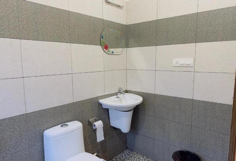 带河湖景观的套房, Misty Dam Wayanad Premium Resort With Banasura Dam View