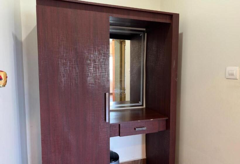 带大床的标准间, Misty Dam Wayanad Premium Resort With Banasura Dam View