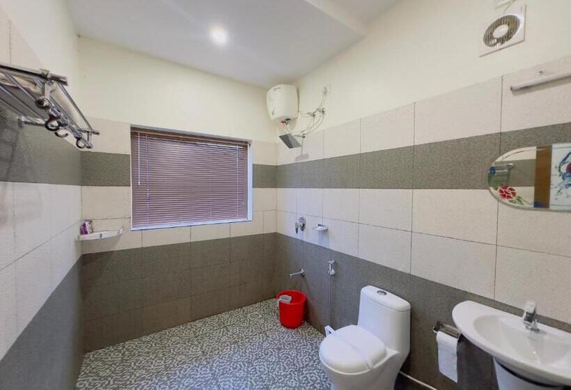 带河湖景观的套房, Misty Dam Wayanad Premium Resort With Banasura Dam View