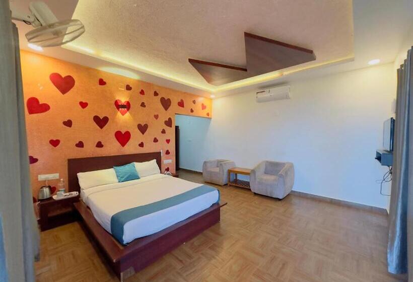 带河湖景观的套房, Misty Dam Wayanad Premium Resort With Banasura Dam View