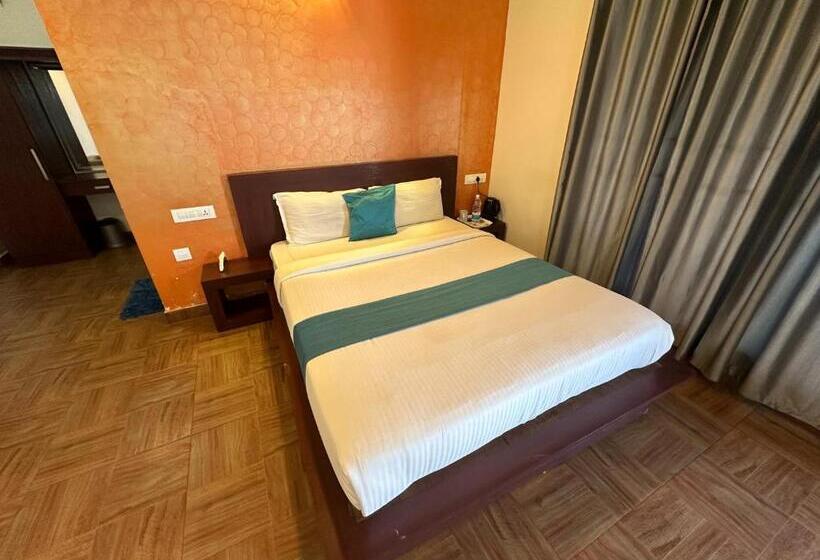 带大床的标准间, Misty Dam Wayanad Premium Resort With Banasura Dam View