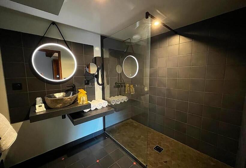 Номер Deluxe, La Bastide Du Laizon & Spa