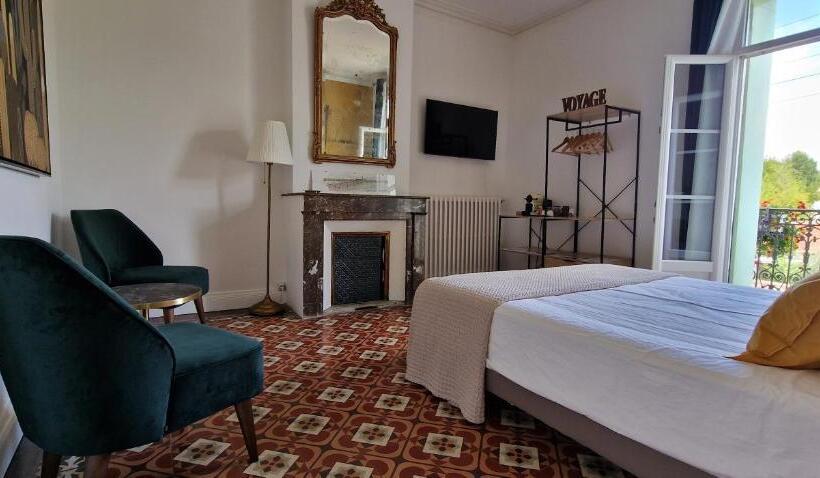 חדר סטנדרט עם מרפסת, La Vigneronne De Gigean