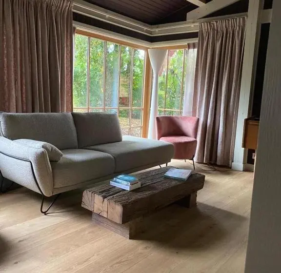 Standard-huone King-vuode, Cabanes Avec Jacuzzi Les Pieds Dans La Vignes