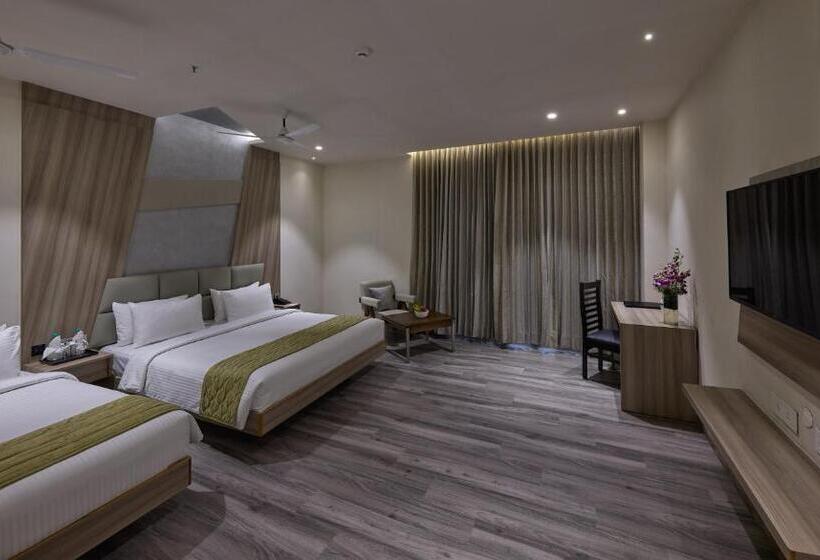 جناح ملكى, Grand Continent Hosur A Sarovar Portico Affiliate