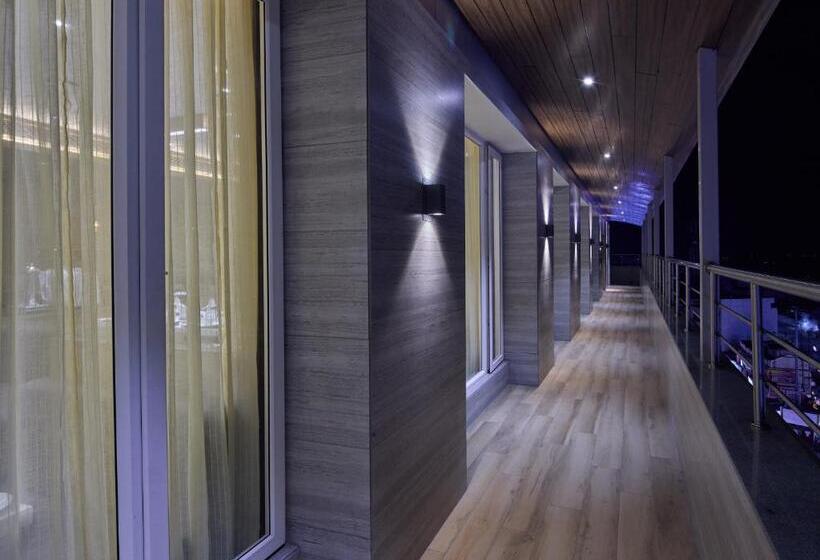 جناح ملكى, Grand Continent Hosur A Sarovar Portico Affiliate