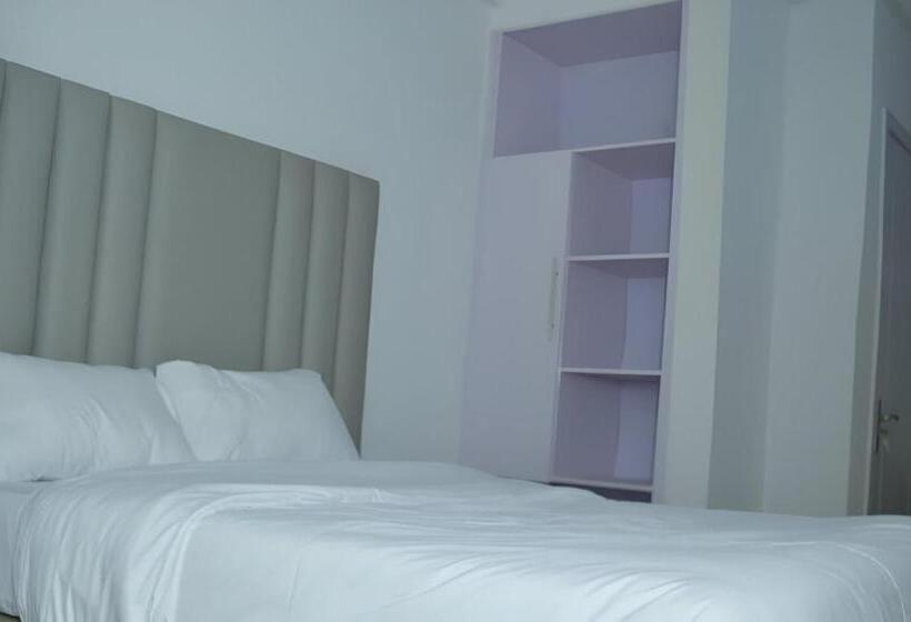 استودیوی استاندارد, Mansion Signature Homes
