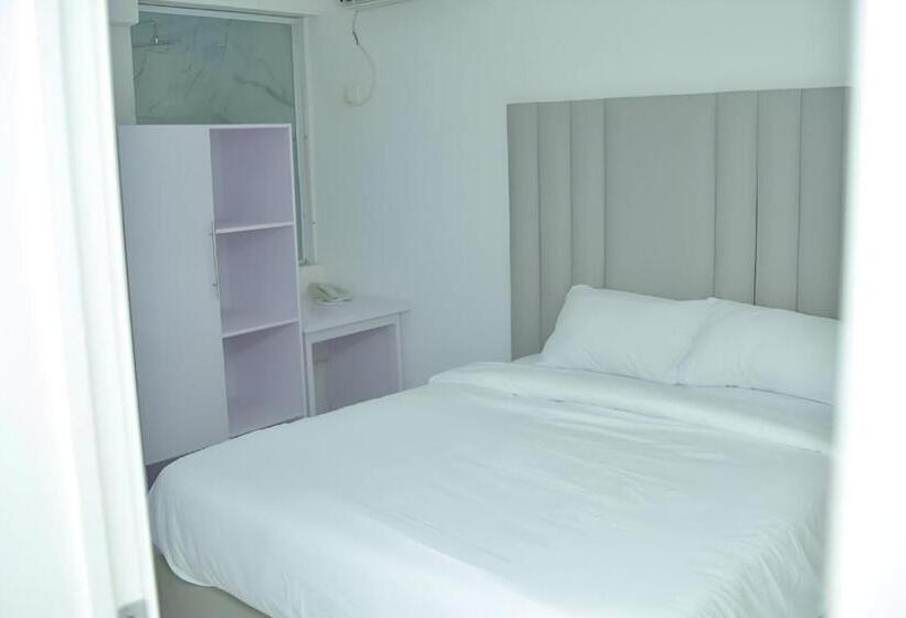 استودیوی استاندارد, Mansion Signature Homes