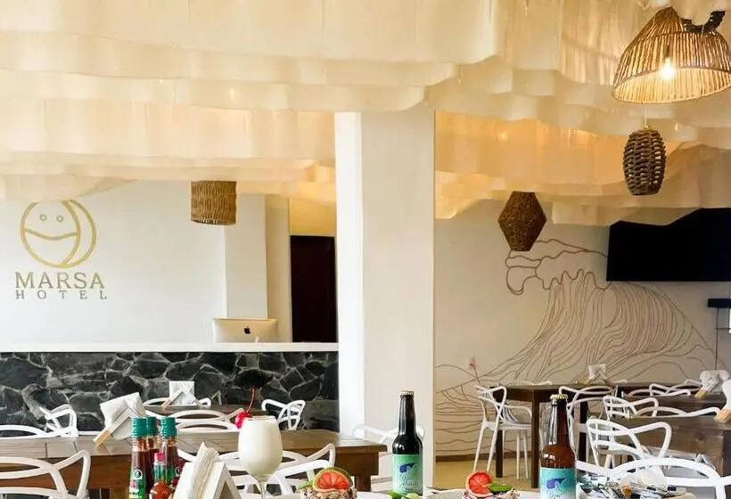 سوئیت جونیور با تراس, Marsa